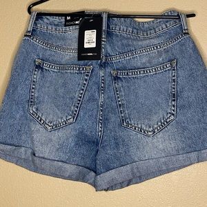 Fashionnova high waisted shorts ❤️